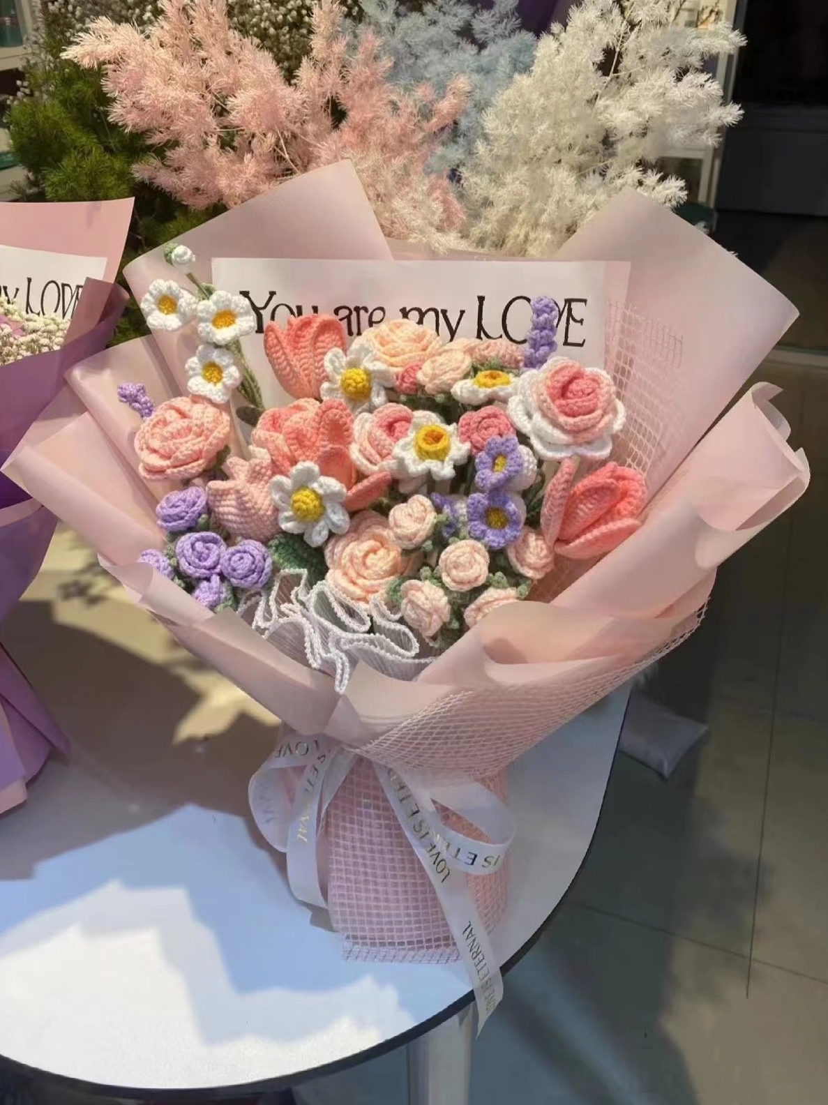 ON TEACHERS DAY SEND TEACHERS HAND-WOVEN BOUQUETS DIY MATERIAL PACKAGES HOMEMADE WOOLEN FINISHED THAI ROSES AS GIFTS
