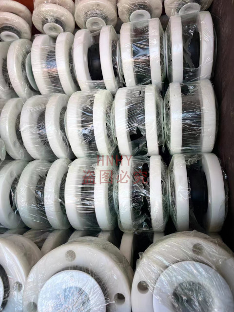 Teflon lining soft joints, stainless steel high temperature resistant, strong acid and alkali flange soft connection expansion joint DN50 65