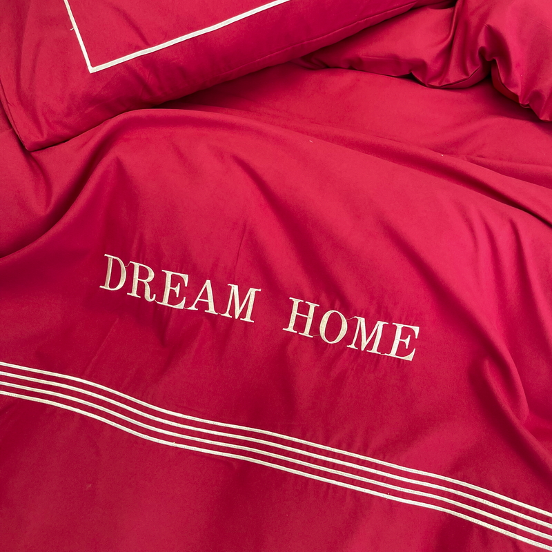 NEW CHINESE WEDDING WEDDING QUILT FOUR-PIECE SET WEDDING BIG RED SHEETS QUILT COVER BEDDING QUILT FULL SET