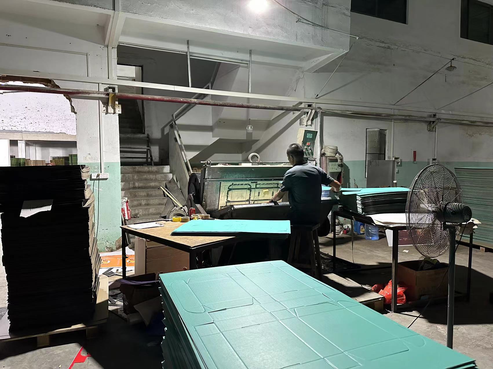 东莞市圣达纸品有限公司工厂车间