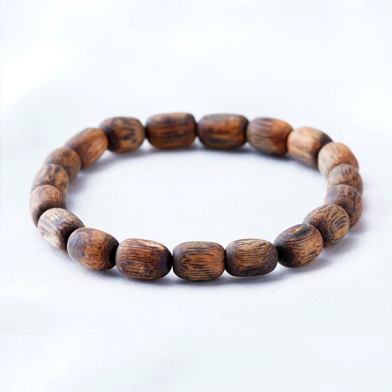 AGARWOOD 팔찌 팔찌 목걸이 오래된 재료 HAINAN QINAN AGARWOOD 남성과 여성 커플은 여성에게 선물을 제공합니다 3