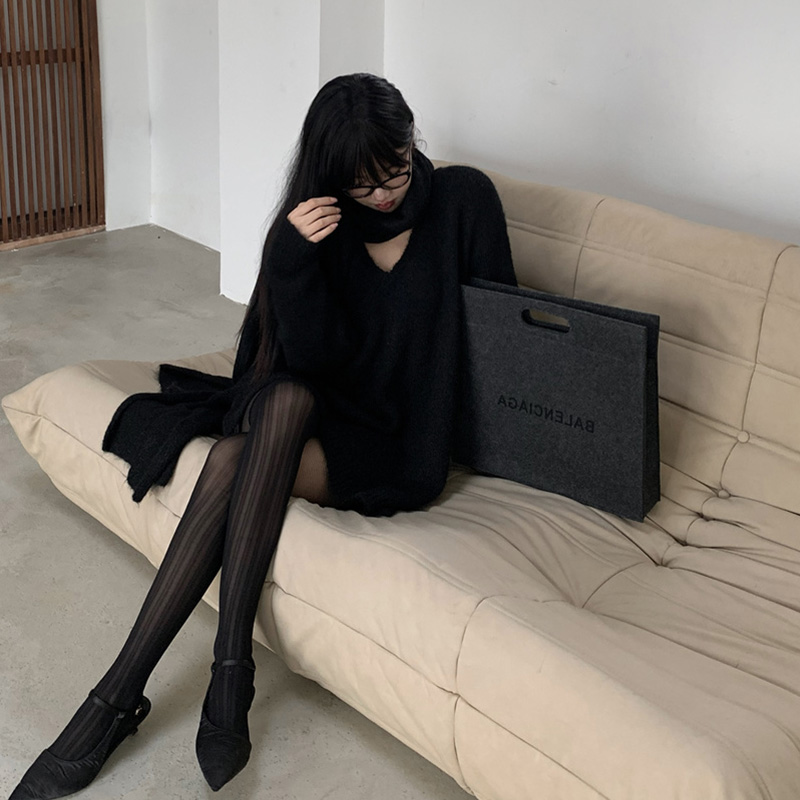 BLACK V-NECK LAZY STYLE LOOSE DESIGN SENSE SCARF MID-LENGTH KNITWEAR SWEATER SWEATER WOMAN 2022 NEW STYLE THIN LOOK