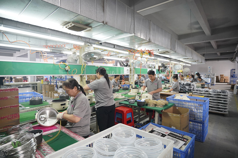 韩派电器工厂生产车间