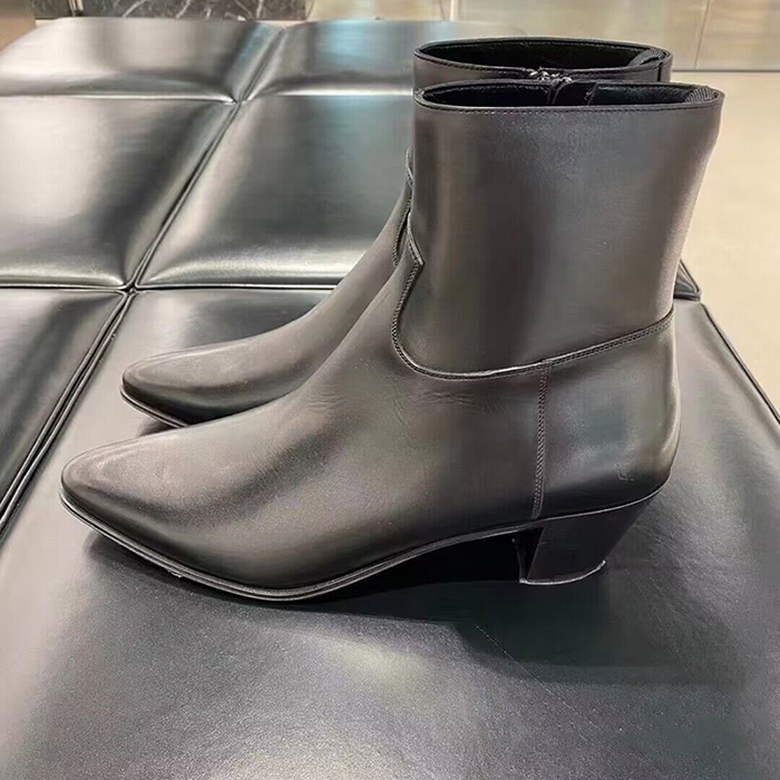 CHELSEA BOOTS MENS EUROPE AND THE UNITED STATES AUTUMN AND WINTER FASHION POINTED TOE FASHION PERSONALITY FIRST LAYER COWHIDE SIDE ZIPPER SHORT MARTIN BOOTS TIDE