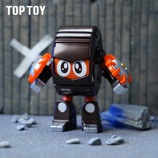 TOPTOYBNFQ Iron Armor Small Treasure Blind Box Second Bomb Kabuda Shark Childhood Toy Graduation Gift