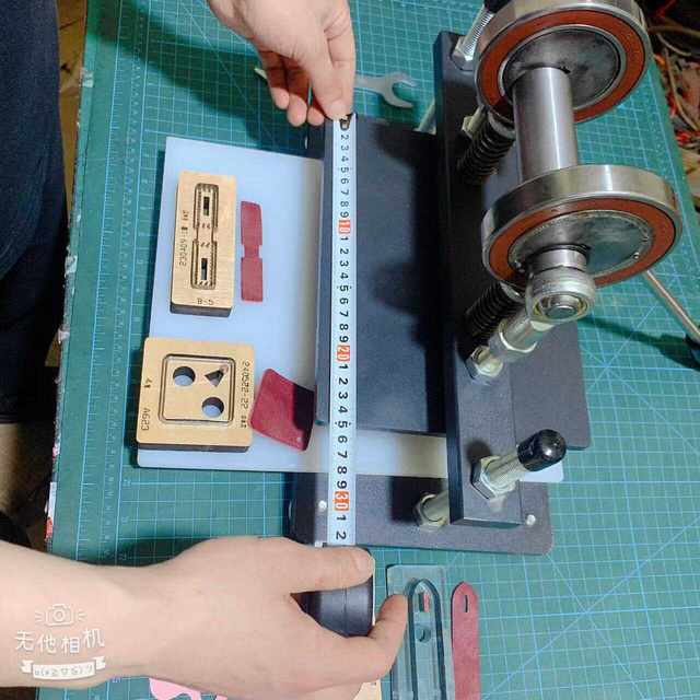 Manual die cutting machine Knife die stamping machine Leather cutter Punching machine Cutting machine Sample Large cutting machine Press