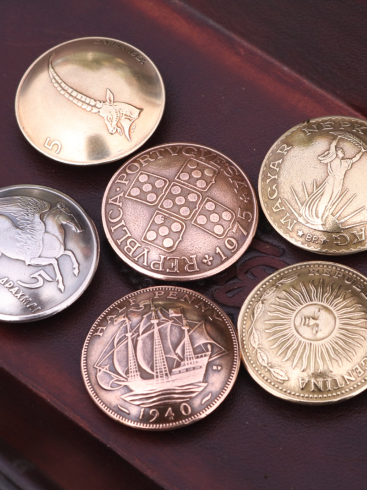 HANDMADE DIY VINTAGE GENUINE MONEY CLOTHES DECORATION BUCKLES GENUINE MONEY CUFFLINKS LEATHER GOODS CAI CLOTH BUCKLE COIN BADGE 25-26MM