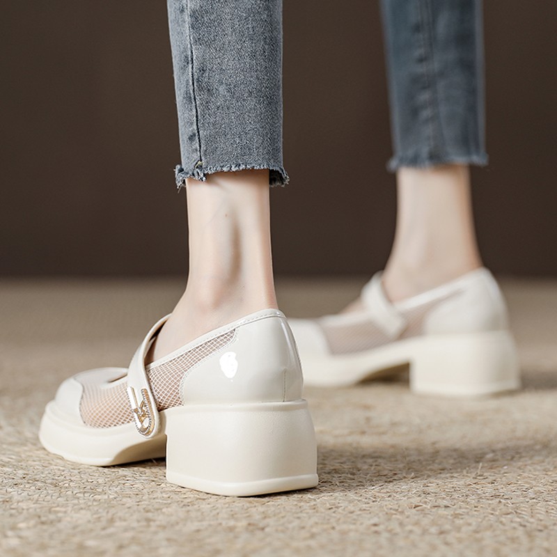 HOLLOW OUT GOOD FOREIGN ATMOSPHERE IN SUMMER AT WILL WITHOUT COVERING YOUR FEET TRENDY PERSONALITY VERSATILE LEATHER SHOES CHAO FASHION DESIGN SENSE