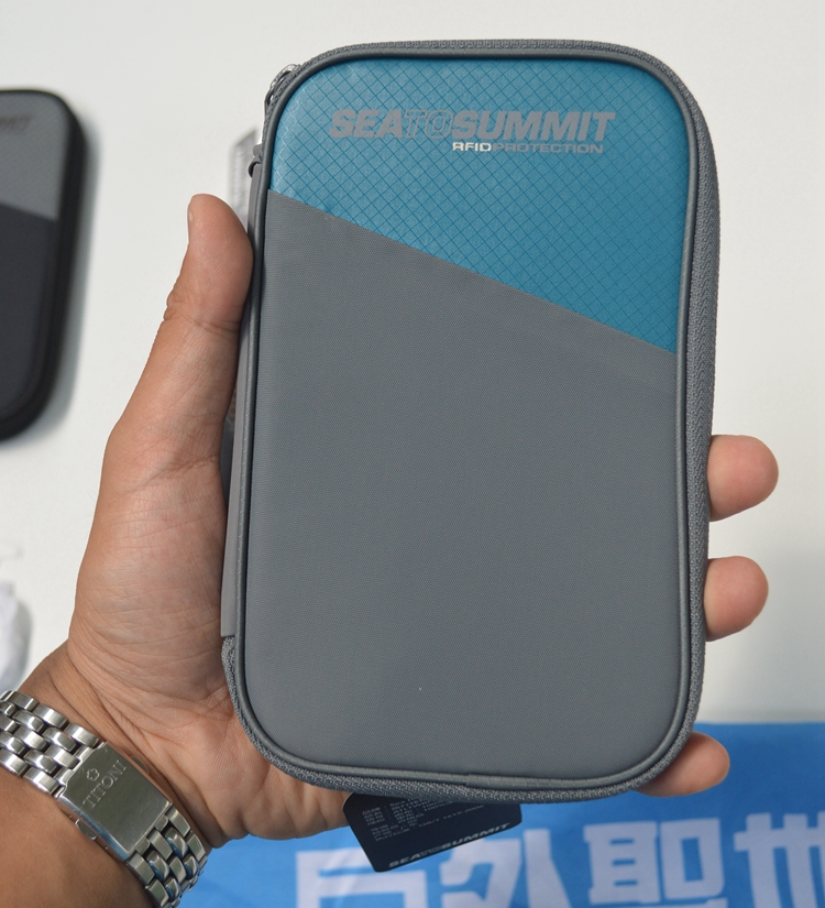 SEA TO SUMMIT OUTDOOR TRAVEL ANTI-THEFT ANTI-MAGNETIC ANTI-RFID RFID DOCUMENTS PASSPORT BAG CARD HOLDER WALLET