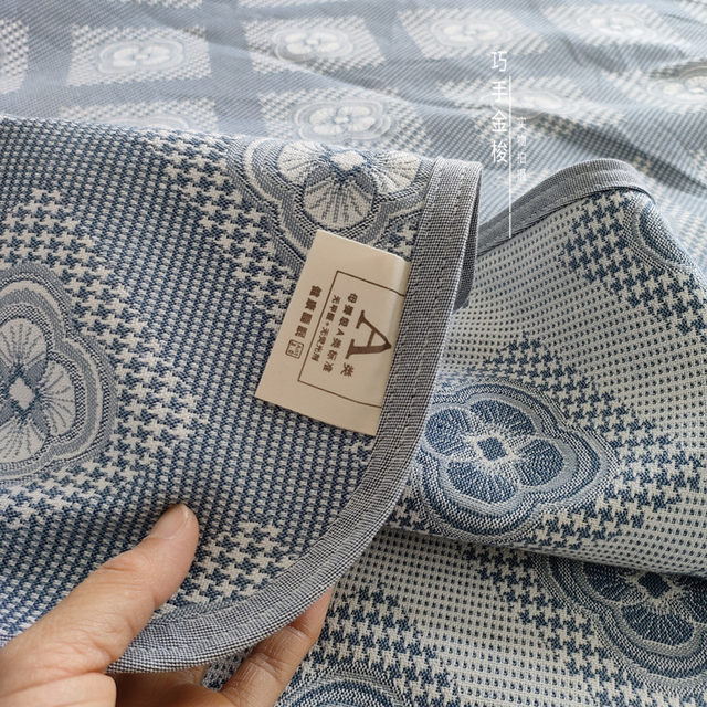 Clever hand golden shuttle double-sided jacquard old coarse cloth mat three-piece set summer bed sheet double air conditioning mat 1.8 meters 2m