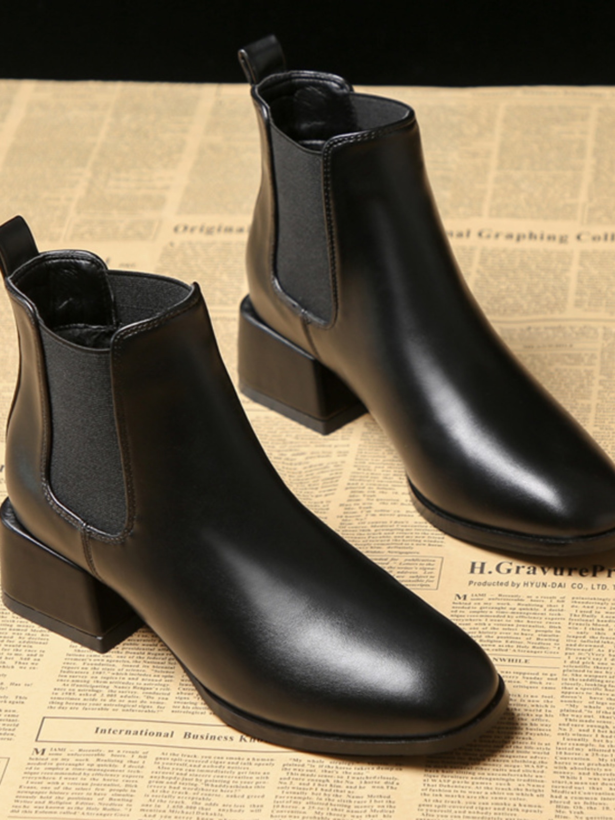 밀란 스튜디오 브리티시 스타일 두꺼운 힐 마틴 여성용 2024 뉴 미디엄 힐 소프트 보텀 첼시 여성용