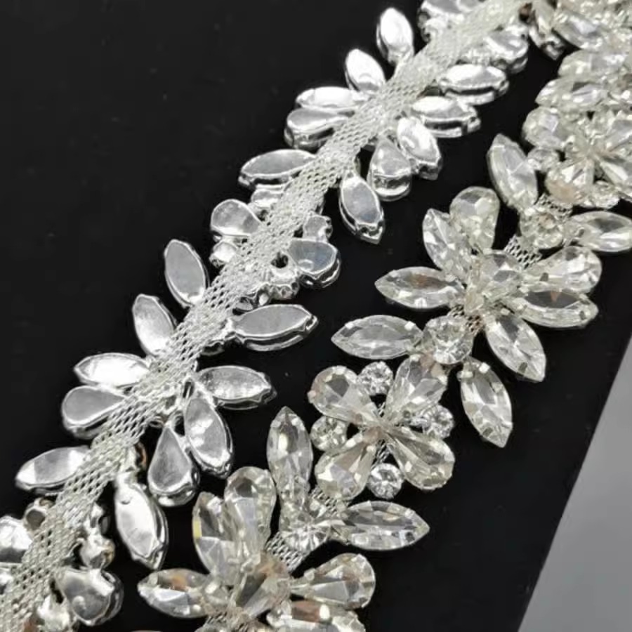 DIY FANCY RHINESTONES HAND-SEWN RHINESTONE CHAINS COLLARS EPAULETTES WAIST ACCESSORIES MARQUISE GRAB CHAINS CLOTHING ACCESSORIES ACCESSORIES