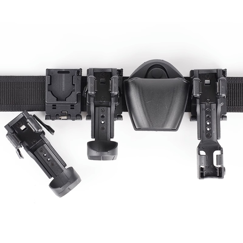 TACTICAL BELT WAIST SEAL SET QUICK-PULL EIGHT-PIECE SET SIDE OPENING LOCK FLASHLIGHT QUICK-PULL SET ON THE BACK PANEL INNER AND OUTER BELTS