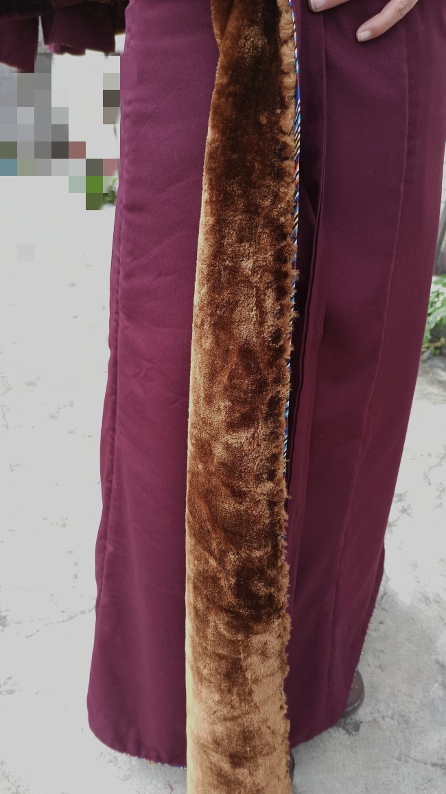 MONK CLOTHES: WINTER MONK SKIRTS APRONS WARM VELVET THICKENED COTTON CLOTHES TIBETAN MONK COTTON CLOTHES WINTER LAY CLOTHES
