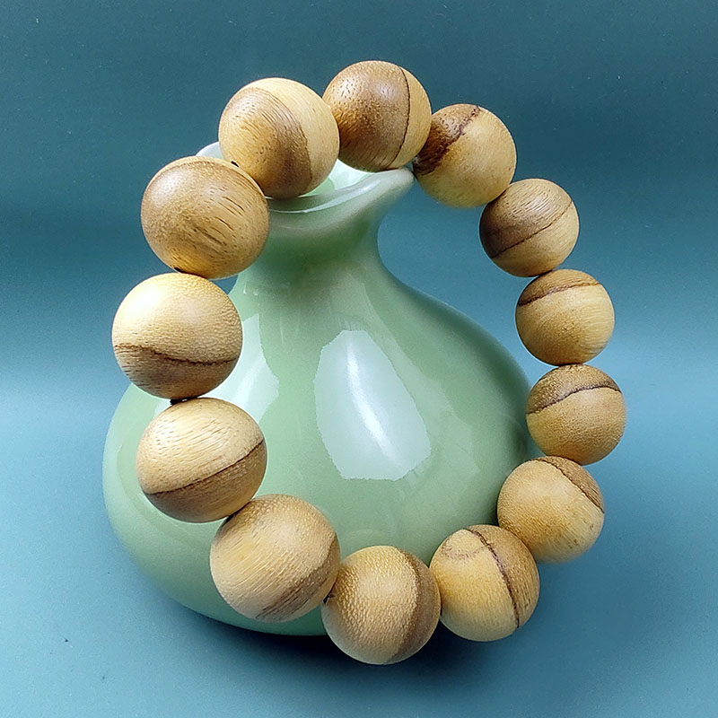 칼리만탄 천연 침향팔찌 13개입 18MM 지방향이 흘러넘쳐 본래의 색 본래의 맛 천연 식감 약 19G