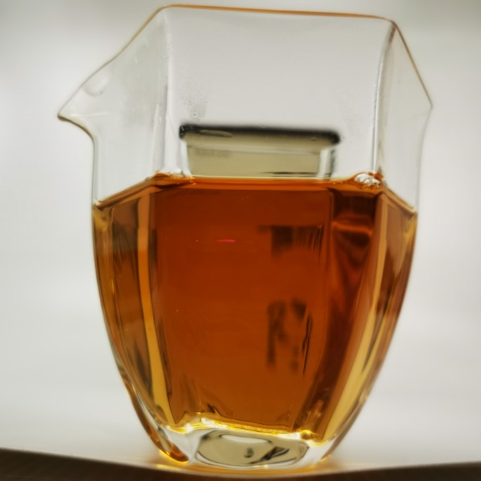 산 안화홍차 흑인복 벽돌차 48G 시음팩 백하동 2018 원료