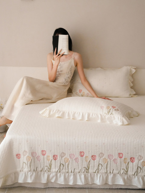 French ruffled sky silk cotton quilted bed cover three-piece set girl heart embroidered cotton sheet pillow cover