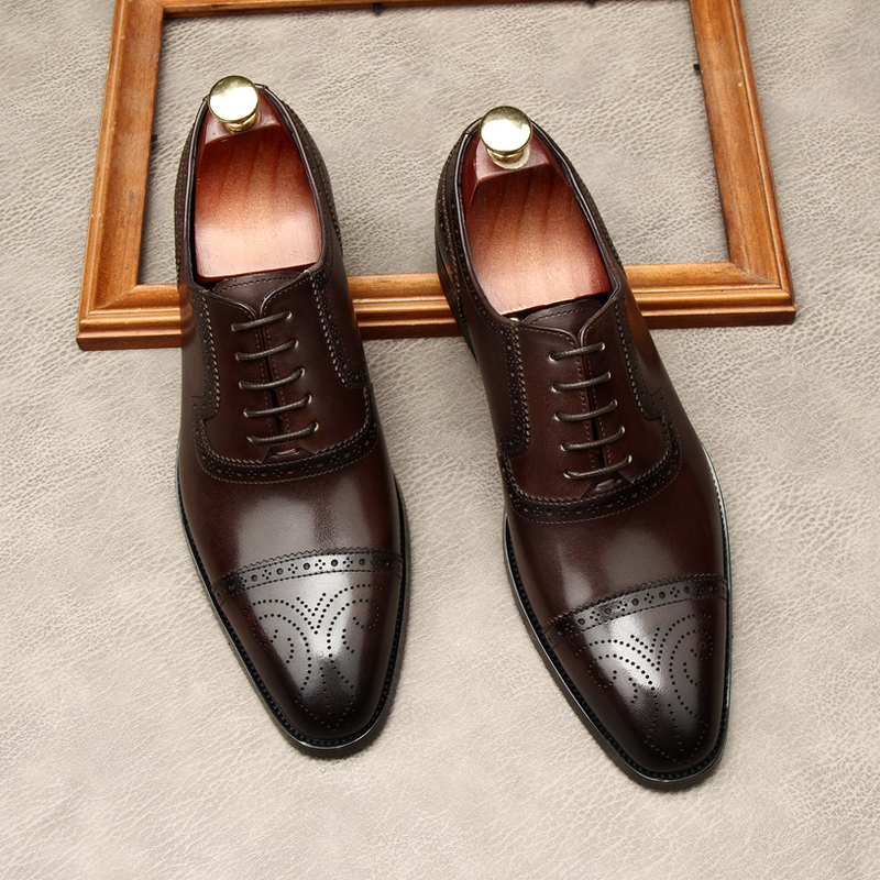 THREE-JOINT NEW BROCH LEATHER CARVED LEATHER SHOES MENS BRITISH LACE-UP MENS SHOES BUSINESS FORMAL WEAR POINTED-TOE MENS SHOES