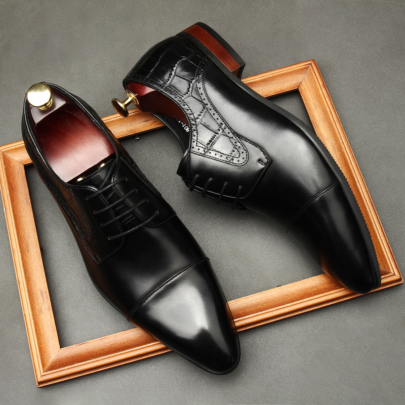THREE-JOINT 2021 NEW LEATHER MENS SHOES BRITISH POINTED TOE BUSINESS FORMAL WEAR EUROPEAN VERSION LACE-UP WEDDING SHOES LEATHER SHOES TRENDY SHOES