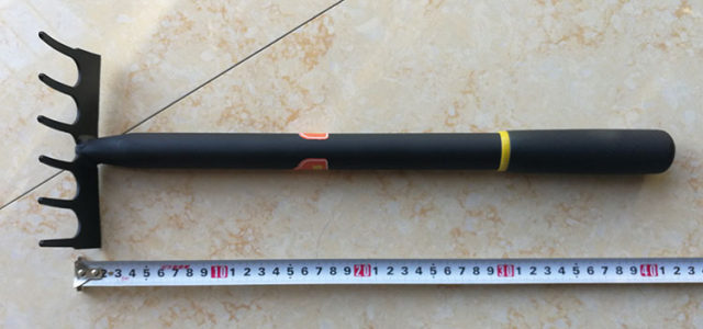 长智六齿小钉耙农用耙子锰钢加强淬火赶海工具沙滩贝壳花生耙子