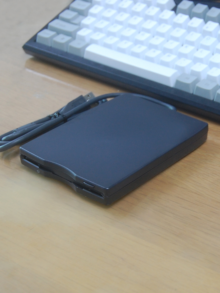 DELL 외장 USB 플로피 드라이브 3.5인치 1.44M 디스크 드라이브는 720K FD-05PUB를 지원합니다