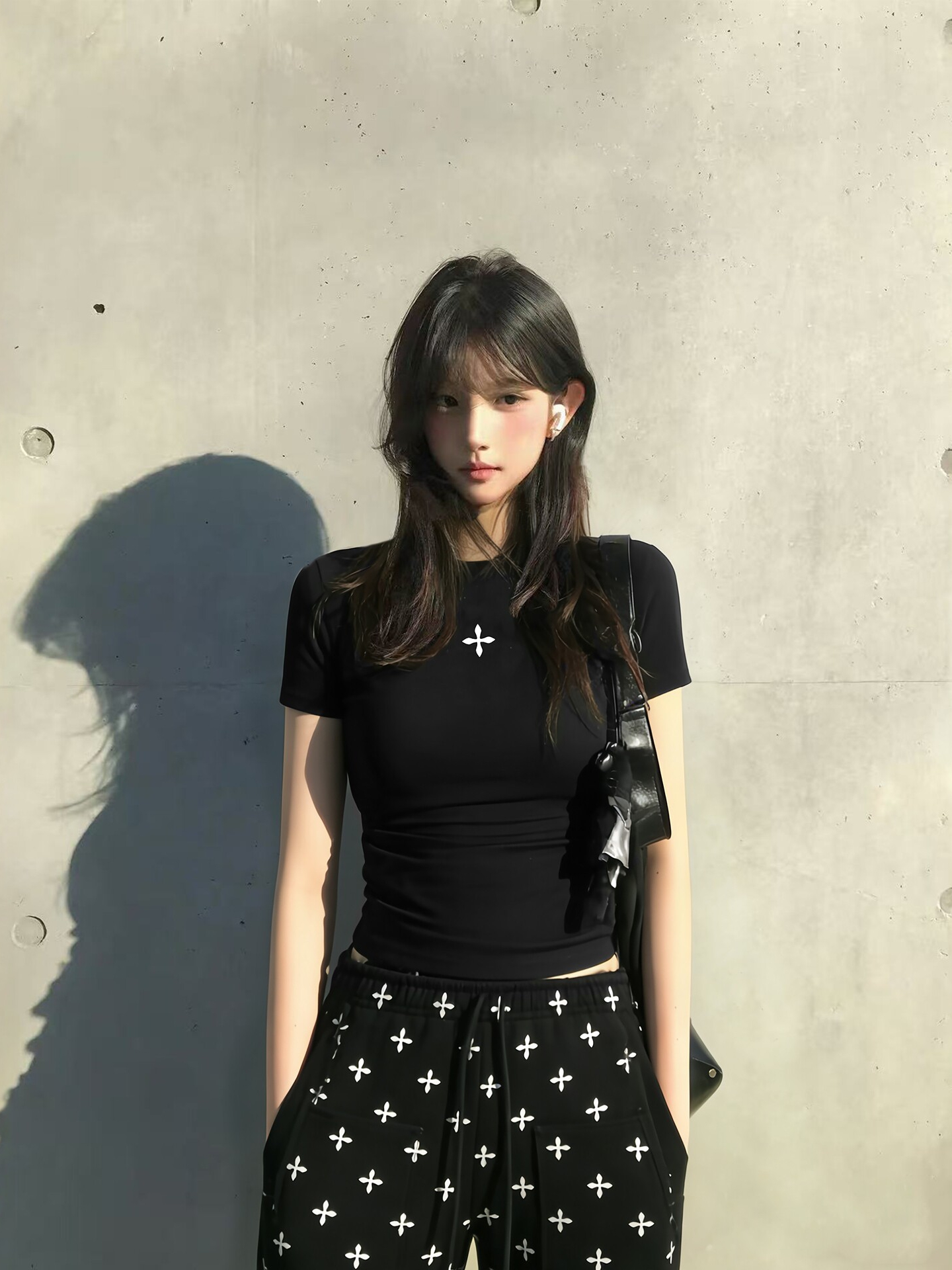 WASSUP SUN美式复古辣妹十字紧身短袖T恤女夏显瘦黑色上衣打底衫