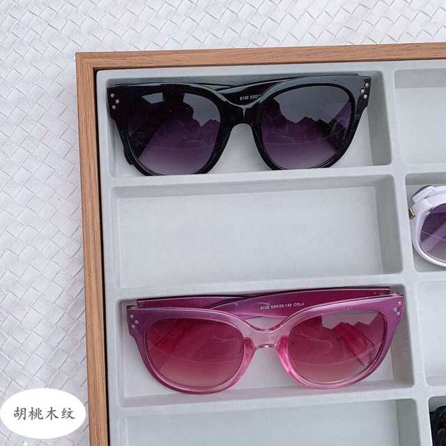 Wooden glasses shelf glasses display box sunglasses display shelf optical myopia glasses display prop tray