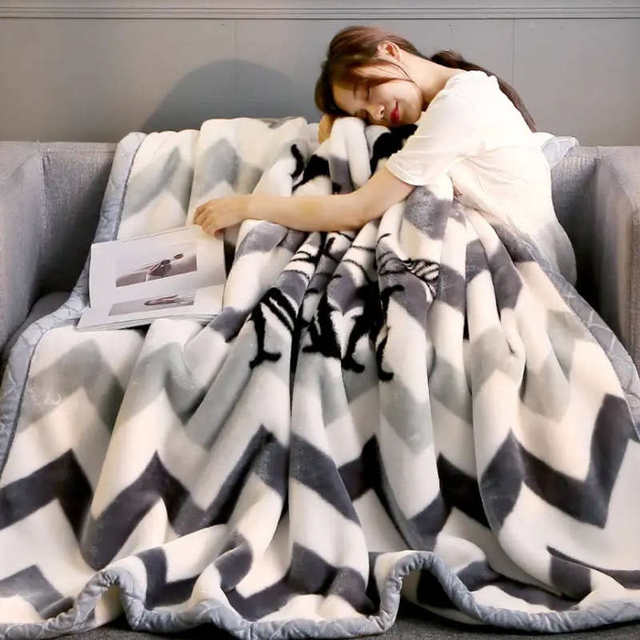 Rasher blankets winter thickened nap cover blankets bed sheets dormitory students coral velvet quilt home large bed