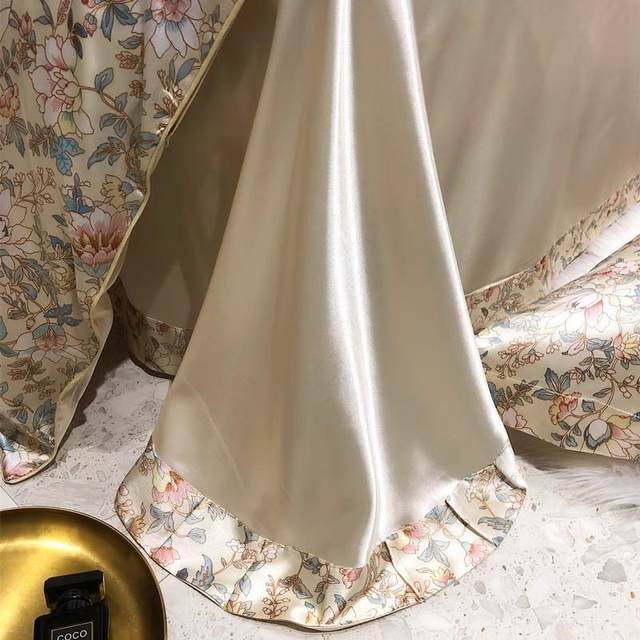 Export high-end imitation mulberry silk silk four-piece set ice-sensing silk quilt cover summer silky sheets and light luxury bedding products