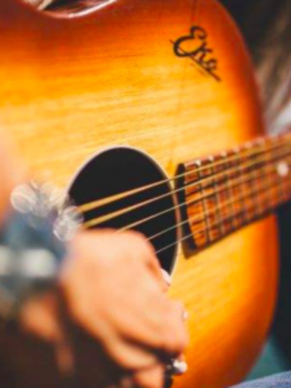 GUITAR LIGHT PURE MUSIC CAR CARRYING USB FLASH DRIVE SONGS POP FOLK CLASSIC OLD SONGS LOSSLESS HIGH SOUND QUALITY USB DISK MP3