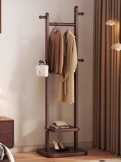 Деревянные вешалки