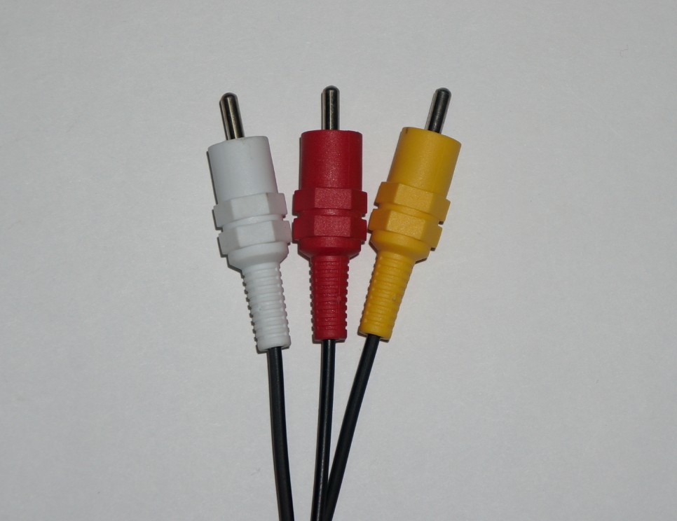 PS2 GAME ACCESSORIES - VIDEO AV CABLE