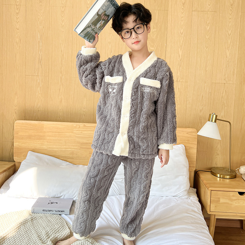CHILDRENS PAJAMAS AUTUMN AND WINTER BOYS FLANNEL VELVET THICKENED MIDDLE AND LARGE BOYS BOYS WINTER CORAL VELVET LOUNGEWEAR SET
