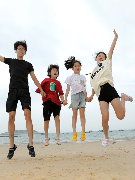 加厚底儿童溯溪鞋男女沙滩鞋速干徒步漂流游泳鞋割赶海礁石防滑鞋