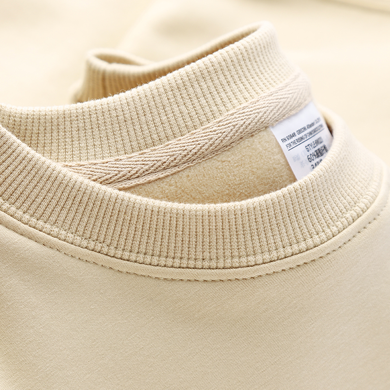 DELICATE AND SKIN-FRIENDLY  SILVER FOX VELVET  600G HEAVY SILVER FOX VELVET ROUND NECK UNDERSHIRT LOOSE AND VERSATILE SWEATSHIRT FOR MEN AND WOMEN