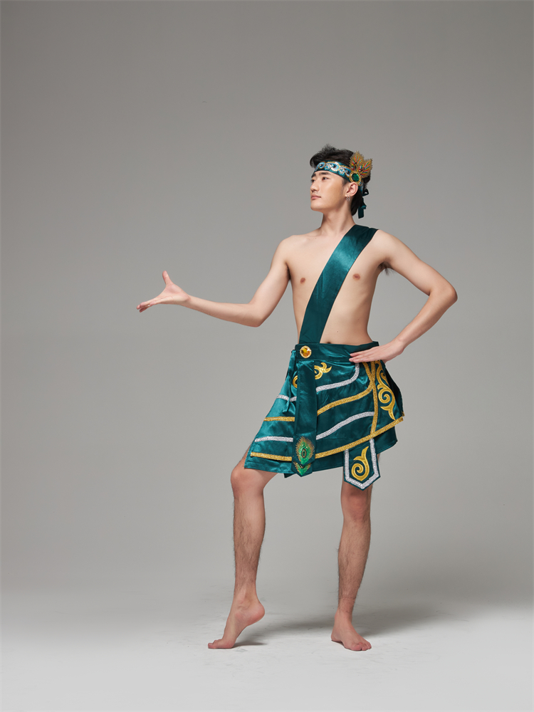DAI DANCE PERFORMANCE MENS AND MENS SOLO DANCE COSTUMES PERFORMANCE COSTUMES DAI DANCE ETHNIC AND FOLK COSTUMES