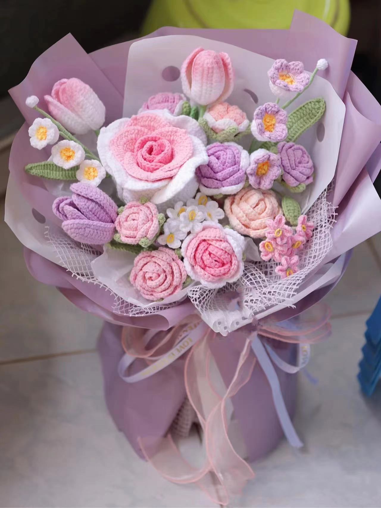 ON TEACHERS DAY SEND TEACHERS HAND-WOVEN BOUQUETS DIY MATERIAL PACKAGES HOMEMADE WOOLEN FINISHED THAI ROSES AS GIFTS