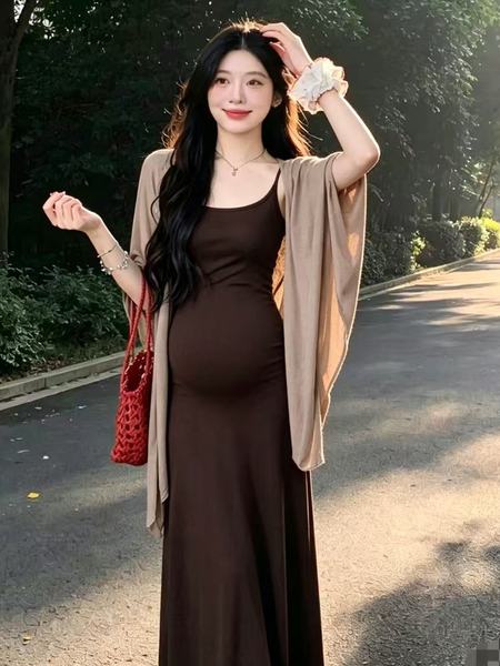 孕妇夏装连衣裙2026新款孕妈长裙高级感韩版显瘦吊带裙两件套夏天