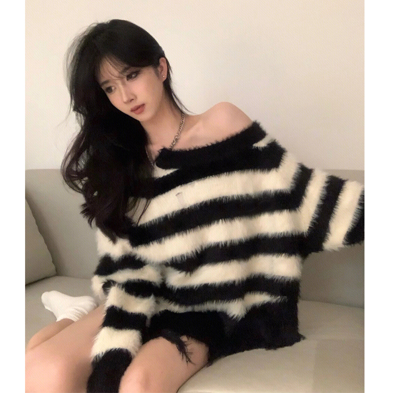 AUTUMN ZIPPER BLACK AND WHITE OFF-THE-SHOULDER STRIPED SWEATER WOMENS 2022 NEW LOOSE RETRO LAZY WIND GENTLE DESIGN