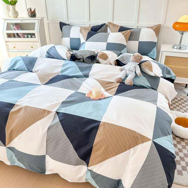 Small and fresh cotton four-piece set pure cotton cartoon quilt cover bed sheet bed sheets people student dormitory three-piece set two persons