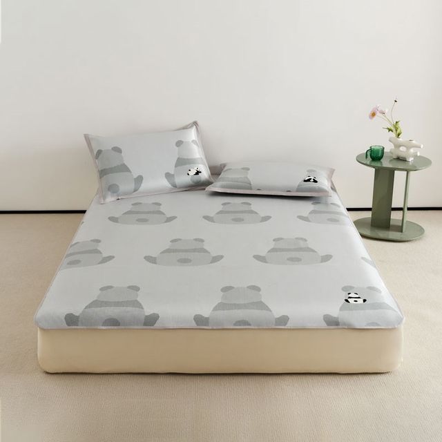 Foldable summer high-end ice silk mat pillow v premium ice silk mat summer mat sheet air conditioning mat three pieces