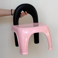 Низкая табуретка