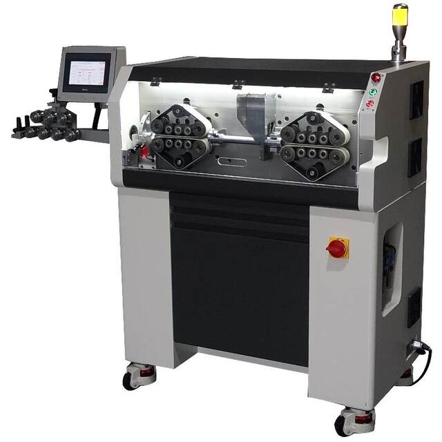 New energy wire stripping machine 70 large square power stripping wire cutting machine pulley wire conveying wire without indentation wire wiping machine