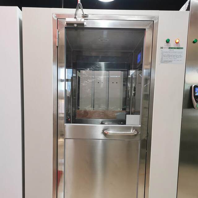 Jiangxi manufacturer customized dust-free workshop air shower room single person double blow purification workshop air shower room intelligent air shower room