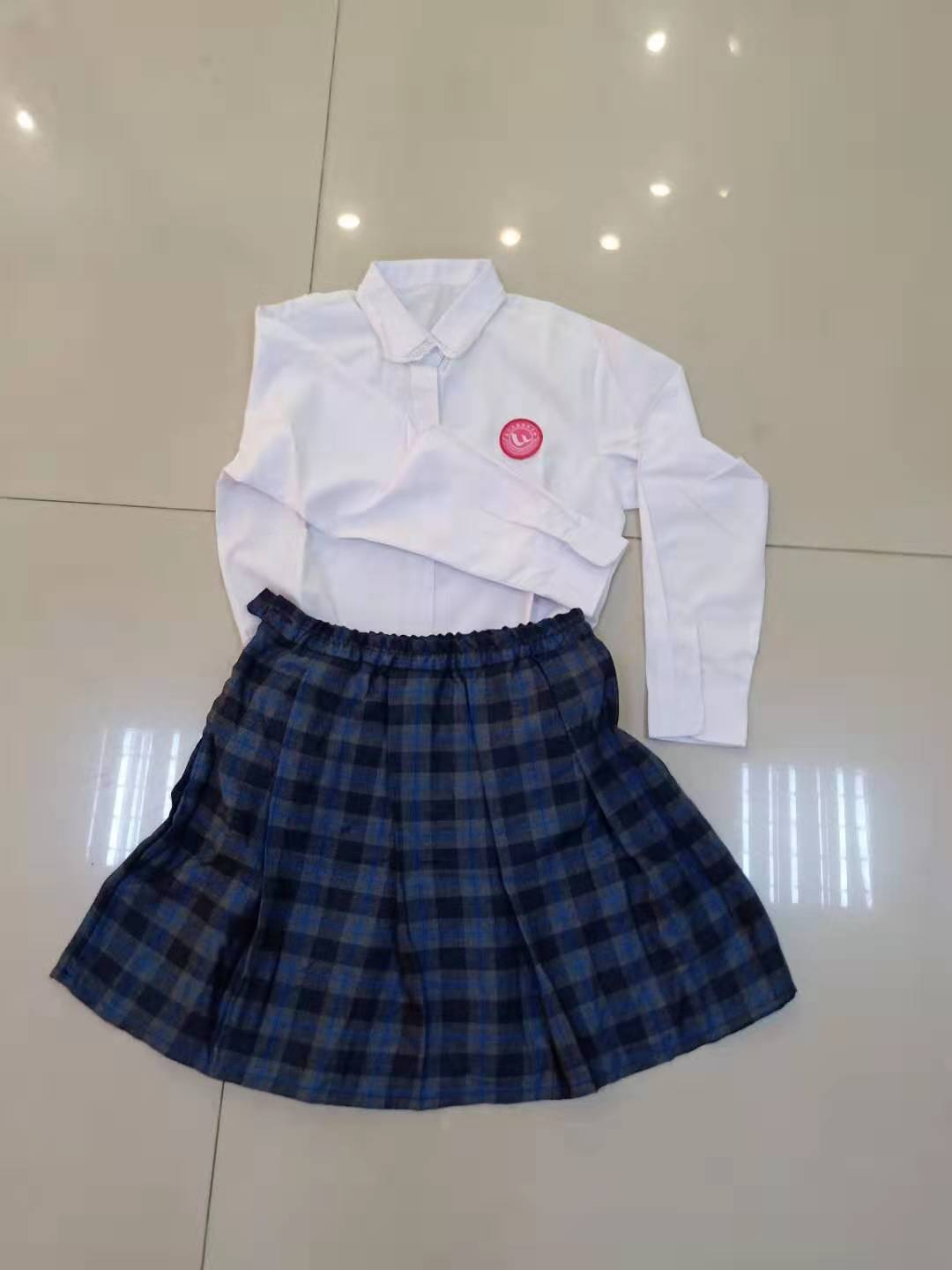 XIAMEN WUYUAN EXPERIMENTAL MIDDLE SCHOOL GIRLS WINTER UNIFORMS