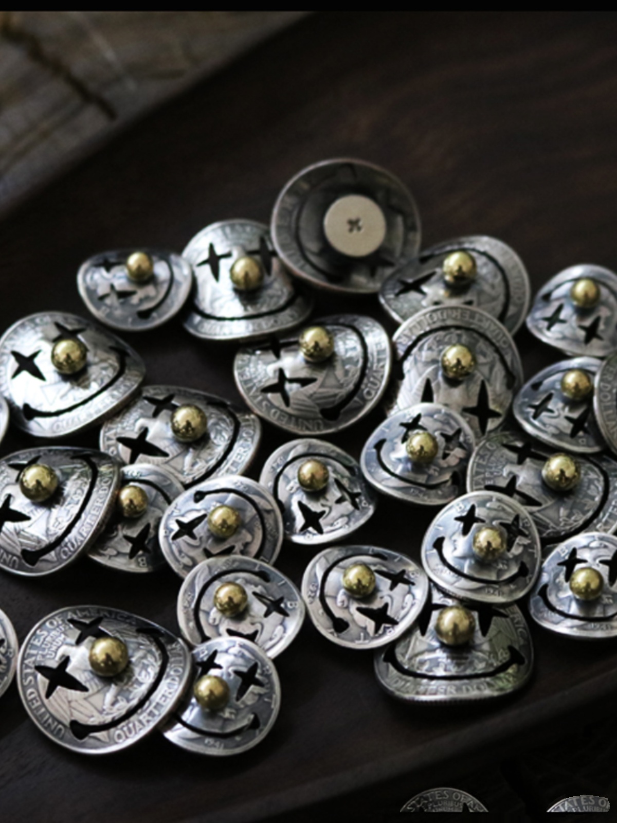 HANDMADE VINTAGE CATTLE COIN BUCKLE EAGLE SQUARE SCARF BUCKLE HANDMADE HOLLOW SMALL SILVER COIN SQUARE SCARF DECORATIVE BUCKLE