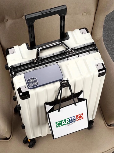 Чемодан, прочная коробка