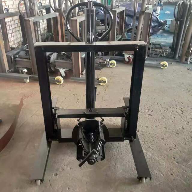 Advertising buckle plate loading truck hydraulic loading rack C84 trigger 110 color steel belt support frame