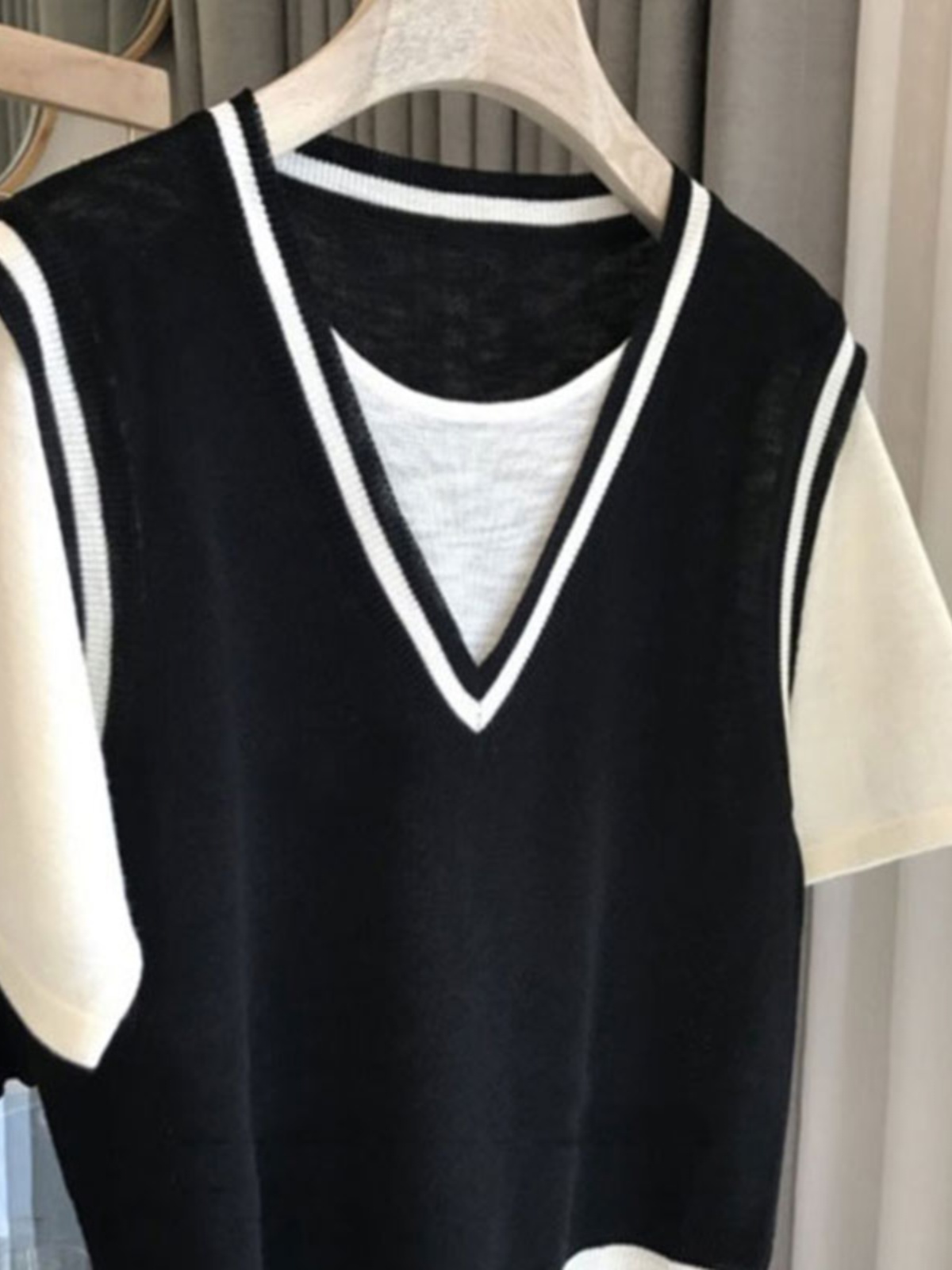 2024 NEW EUROPEAN STANDING SHOULDER LOOSE FAKE TWO KNIT SHORT SLEEVE T-SHIRT WOMENS SUMMER DESIGN SENSE NICHE TOP