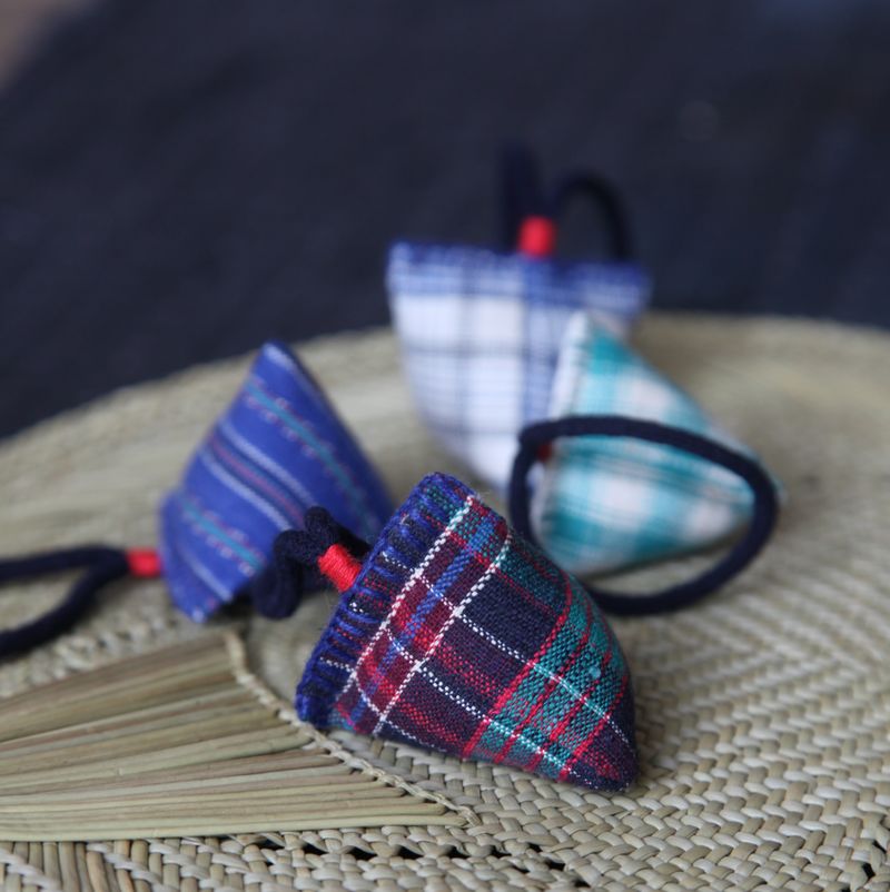 EVERY DAY IS A GOOD DAY. HUMBLE SMALL THINGS HANDMADE MOSQUITO REPELLENT SACHET AROMATIC AWAKENING MOSQUITO REPELLENT